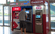 "So găng" khối ngân hàng quốc doanh, ngân hàng cổ phần