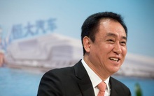 Phải dùng 'tiền túi' để trả nợ, tỷ phú Hứa Gia Ấn sẽ bán những loại tài sản nào để giải quyết gánh nặng 300 tỷ đô?