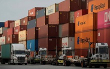 Cơn khát nhà kho tại Mỹ