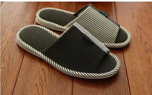 Bác sĩ nhắc nhở: Dù tình cảm vợ chồng mặn nồng thế nào cũng không được dùng chung những đồ vật này tránh rước bệnh