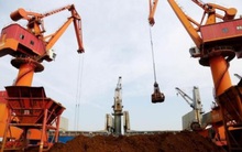 Giá quặng sắt đảo chiều tăng, kết thúc chuỗi 7 phiên giảm liên tiếp