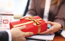 Ban Bí thư nghiêm cấm biếu quà tết cho lãnh đạo các cấp dưới mọi hình thức