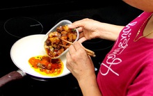 Có 1 thói quen khi nấu ăn đang bào mòn sức khỏe của nhiều gia đình, không sớm bị ngộ độc thực phẩm thì cũng dẫn đến ung thư