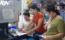 Cuối năm, doanh nghiệp “đỏ mắt” tìm lao động thời vụ