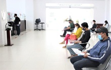 Vì sao người lao động ở Bình Dương đổ xô đi rút BHXH một lần?