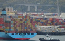 Dân 'đất cảng' sống dở chết dở vì khu nhà quá sầm uất: Không dám ra khỏi nhà, ngày càng nhiều người mắc ung thư, hen suyễn