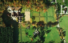 Thị trấn của giới nhà giàu Mỹ: Từ CEO BlackRock, doanh nhân gốc Việt Chính Chu đến con gái Bill Gates đều là chủ đất ở đây