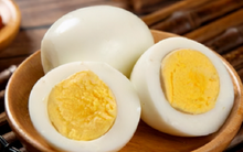 2 vợ chồng sinh năm 1990 cùng lúc mắc ung thư gan, bác sĩ nói "thủ phạm" là một thói quen bảo quản trứng gà vô cùng nguy hiểm