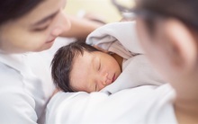 Phải đáp ứng những điều kiện này, phụ nữ sinh đủ 2 con mới được thưởng tiền, hiện vật