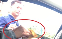 Lật tẩy nhiều bãi xe 'máy chém' tại Hà Nội