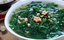 Nếu cảm thấy già nhanh và sức khỏe suy yếu, phụ nữ nên tăng cường ăn loại rau này để sản sinh collagen, xóa sạch nếp nhăn và đẩy lùi bệnh tật