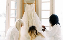 Từ chuyện Tóc Tiên gửi váy cưới sang Mỹ để giặt: Hóa ra có dịch vụ giặt dành riêng cho đồ hiệu xa xỉ, mức phí lên tới nửa tỷ