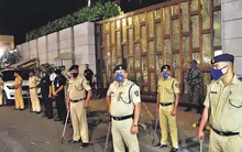 Xe chở đầy thuốc nổ đỗ gần nhà tỷ phú giàu nhất châu Á, chủ mưu khẳng định đó mới chỉ là ‘trailer’ mở màn