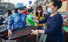 Minh bạch thị trường để thoát khỏi tình cảnh... giải cứu