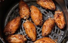 Nồi chiên không dầu có thực sự "thần thánh" như lời đồn? Bất ngờ với những món không nên nấu bằng nồi chiên không dầu