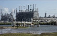 Thế giới thiếu nguyên liệu nhựa trầm trọng do Texas chìm trong giá rét