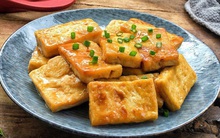 Nấu những món này tốt nhất không nên bổ sung thêm hành lá vì sẽ "xung khắc" thậm chí có thể gây độc