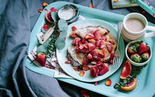 Ai không nên ăn sáng ngay sau khi thức dậy?