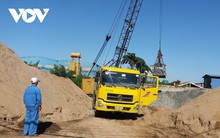 Giá cát xây dựng tăng cao, người tiêu dùng ĐBSCL chịu thiệt