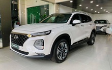 Hyundai Santa Fe giảm giá cao nhất 120 triệu đồng, tăng sức ép lên Kia Sorento