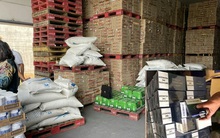 Kho hàng lậu giữa TP Long Khánh