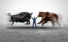 HNX-Index bất ngờ bứt phá mạnh mẽ, VnIndex tăng nhẹ cuối phiên