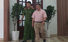 Vụ khởi tố nguyên giám đốc Bệnh viện Mắt TP HCM: "Móc túi" gần chục tỉ đồng của người bệnh