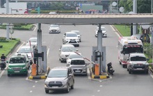 Chậm hơn 1 năm, ACV chuẩn bị thu phí ô tô vào sân bay theo thời gian thực