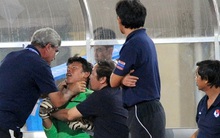 Sự thật về bức ảnh HLV Calisto "bóp cổ" thủ môn Tấn Trường và câu chuyện 12 năm đi tìm lời giải oan đầy xúc động