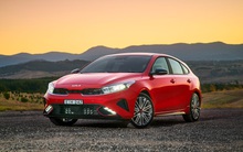 Ô tô tiếp đà giảm giá sập sàn, Kia Cerato, Mazda CX-8 rẻ nhất phân khúc