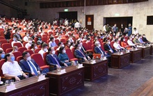 Hơn 1.700 tỉ đồng và 2,5 triệu liều vắc-xin ủng hộ chương trình tiêm vắc-xin của Hà Nội