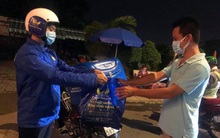 Nhiều điểm bị phong tỏa, chợ online ở TPHCM 'hốt bạc' mùa dịch