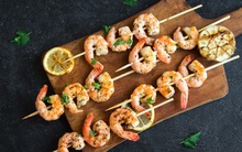 Ăn tôm có béo không? Tôm hay thịt gà tốt hơn để giảm cân?