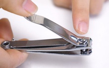 4 vật dụng nhà nào cũng có nhưng sử dụng sai cách sẽ dễ dàng đưa vi khuẩn vào cơ thể, tiềm ẩn nhiều nguy hại cho sức khỏe