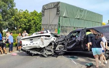 NÓNG: 9 ô tô tải, xe con đâm liên hoàn trên quốc lộ