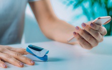 Người dân đổ xô đi mua thiết bị đo nồng độ oxy máu: Tạo cơn sốt giả… hoang mang không đáng có