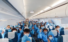 Ảnh: Hơn 600 người dân Đà Nẵng bị "mắc kẹt" tại TP.HCM được trở về quê hương trên chuyến bay 0 đồng