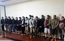 Cảnh sát đột kích sới bạc kiêm dịch vụ tín dụng đen ‘cắt cổ’