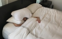 3 thói quen khi ngủ "nguy hiểm chết người": Không bỏ sớm thì mạng người mỏng hơn tờ giấy