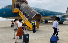 Dừng bay hàng loạt, hàng không đang tồn tại thế nào?