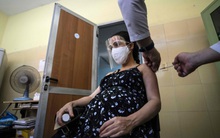 Delta càn quét kinh hoàng, hệ thống y tế Cuba vẫn vững vàng khó tin nhờ vắc xin nội địa