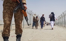 Afghanistan hỗn loạn, Trung Quốc lo "ác mộng hàng trăm tỷ đô" ở Venezuela lặp lại