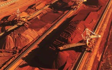 Giá quặng sắt giảm hơn 7% xuống thấp nhất 6,5 tháng