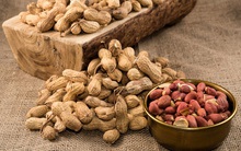 Ai cũng nghĩ hạnh nhân giàu vitamin E số 1 cho đến khi biết về các thực phẩm này