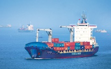 Nhu cầu lớn kèm giá cước cao, nhóm cảng biển - vận tải biển tiếp tục báo lãi ấn tượng, Vinalines và Hải An tăng bằng lần