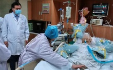 Chàng trai 27 tuổi tử vong sau khi đi mát xa cổ, bác sĩ cảnh báo: Thoái hóa đốt sống cổ phổ biến ở người trẻ, nhất định phải tránh 2 “tử huyệt”