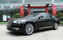 Loạt xe giảm giá hàng trăm triệu tại đại lý - Khách Việt hưởng lợi nhờ hãng xả hàng tồn, kích cầu doanh số