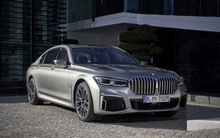 Loạt ô tô giảm giá mạnh nhất thị trường đầu tháng 9, cao nhất gần 600 triệu đồng, có xe mua 1 tặng 1