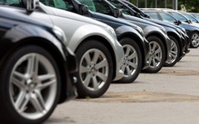 10 ô tô bán chạy nhất Việt Nam: Toàn thị trường sụt giảm, chỉ 1 xe vượt mốc 1.000 chiếc