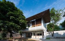 Cặp vợ chồng 9x bỏ Hà Nội về Thái Nguyên tậu cơ ngơi hoành tráng, tận hưởng cuộc sống yên bình với khu vườn trên cao cực "chất"